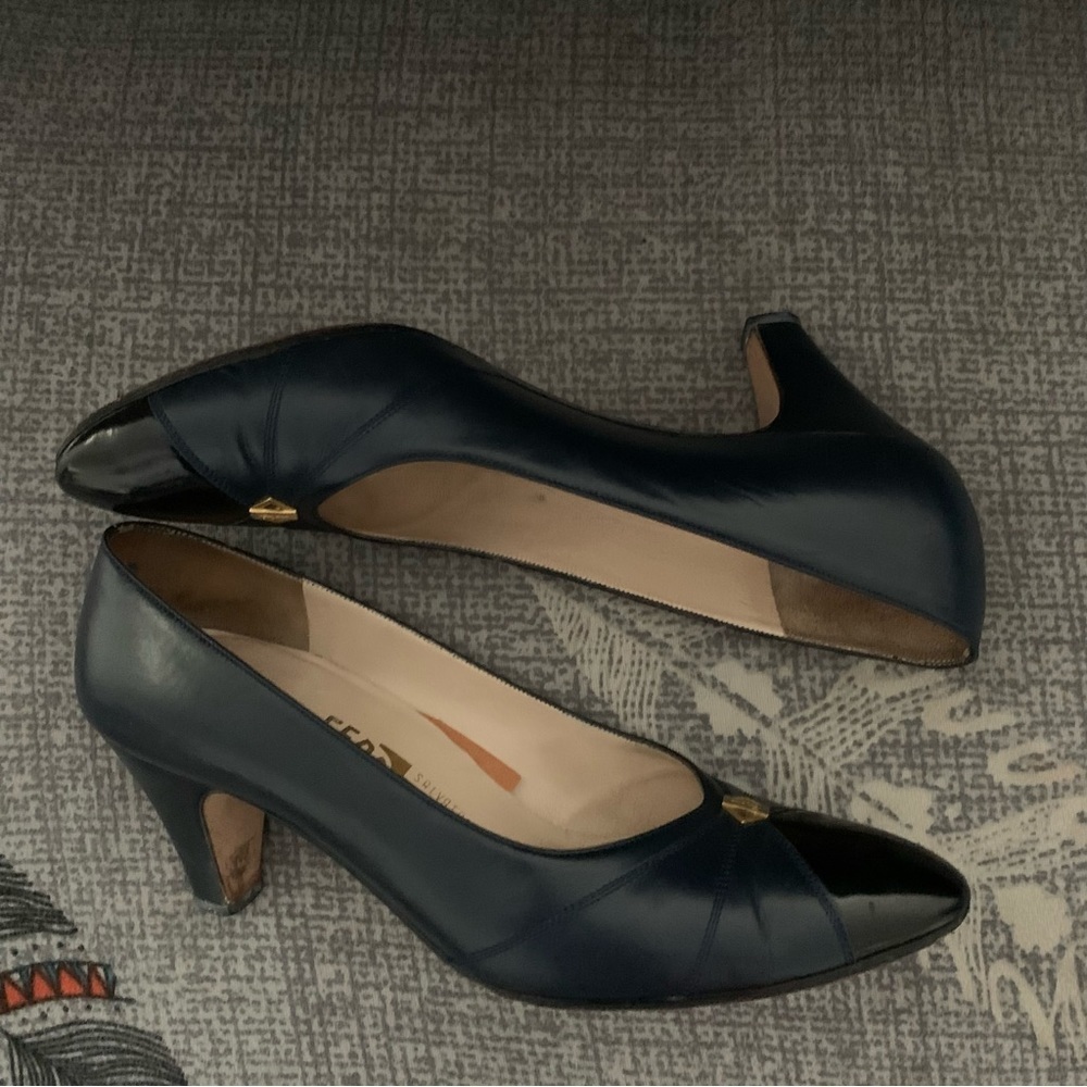 Salvatore Ferragamo Pump